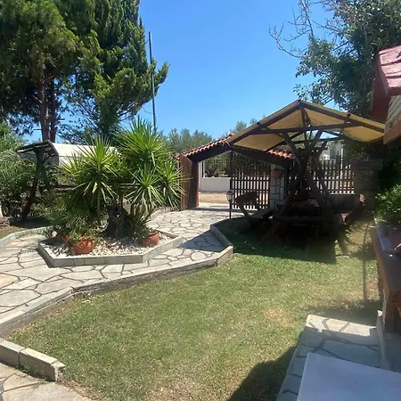 Foula's Summer House * Nea Poteidaia