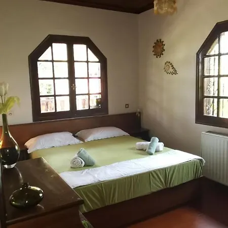 Foula's Summer House 尼坡帝